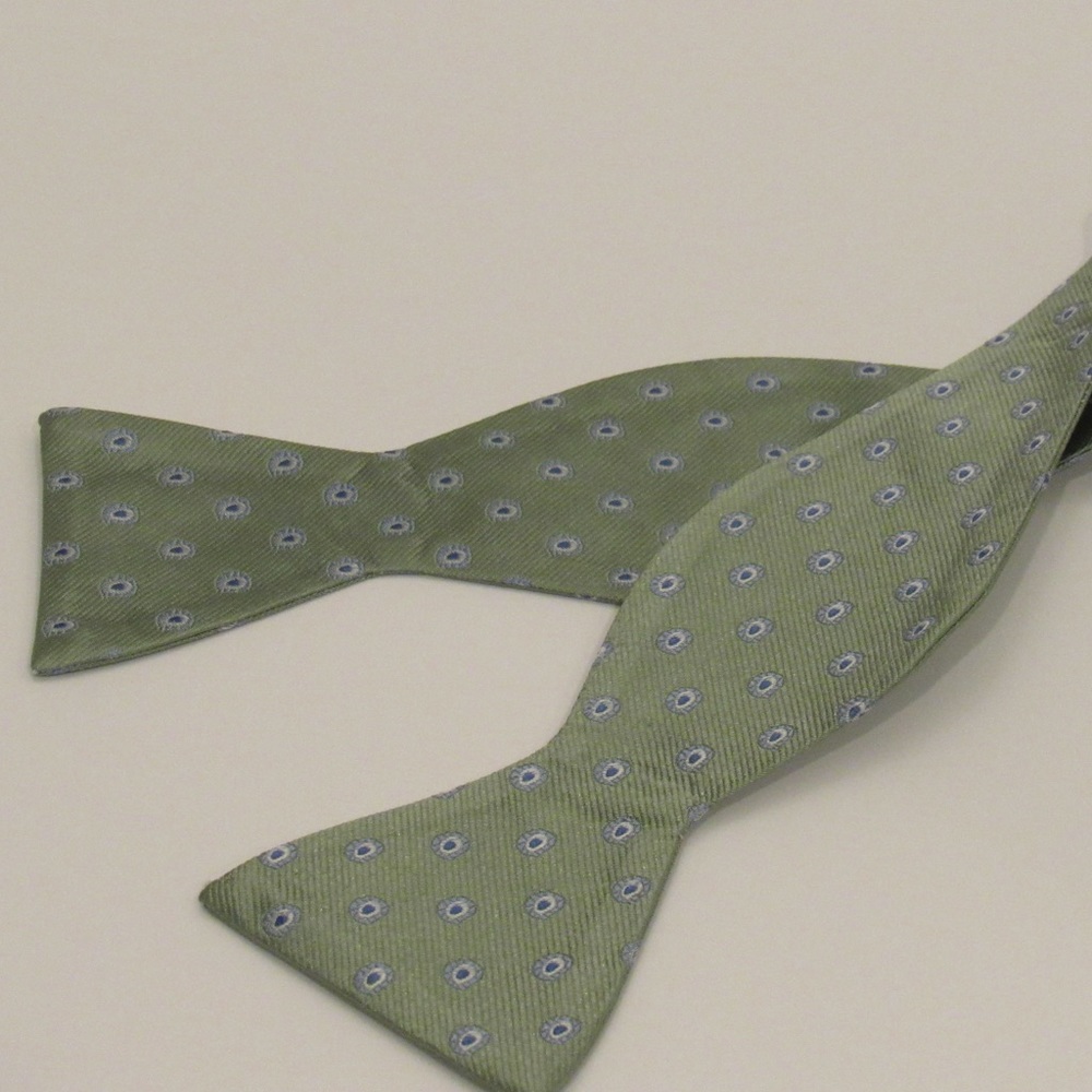 100% Silk Almasi Bow Ties
